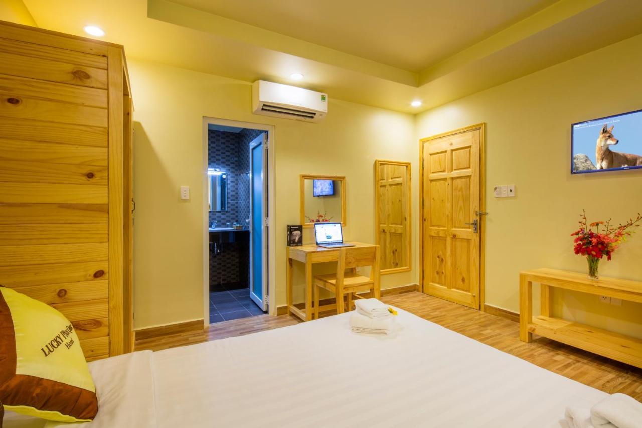 Lucky Phu Quoc Hotel Екстер'єр фото