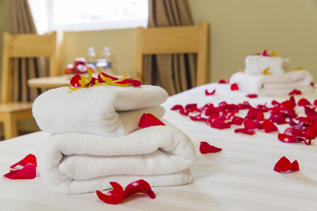 Lucky Phu Quoc Hotel Екстер'єр фото